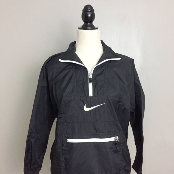 nike air windbreaker half zip